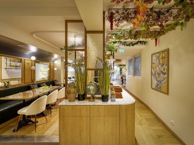Lolita's Garden - Restaurant INTÉRIEUR