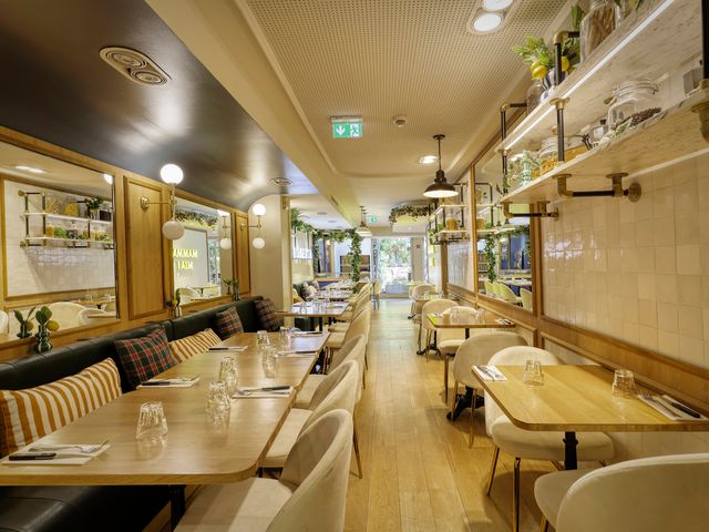 Lolita's Garden - Restaurant INTÉRIEUR